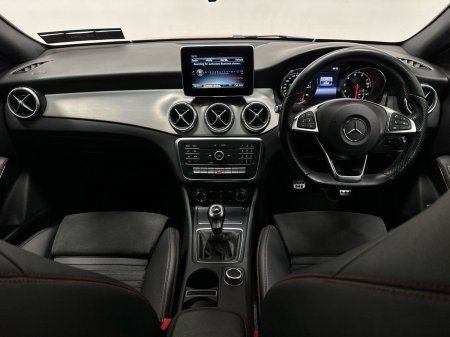 2018 Mercedes-Benz CLA - photo 2