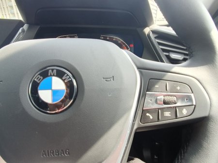 2023 BMW 1-Series - photo 18