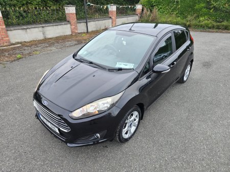 2014 Ford Fiesta - photo 10