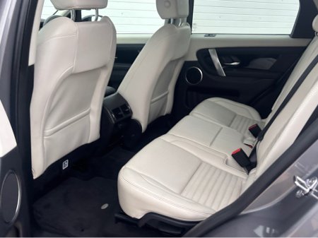 2022 Land Rover Discovery Sport - photo 7