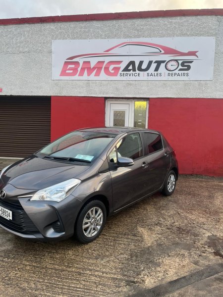 2018 Toyota Vitz - photo 25
