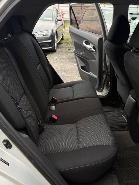 2011 Toyota Auris - photo 29