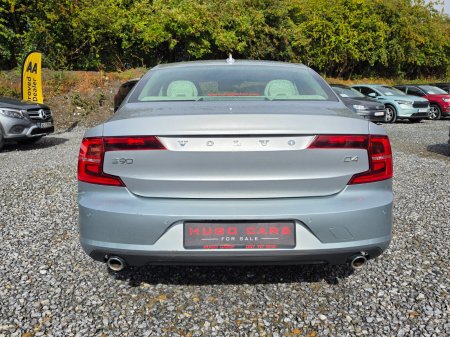 2017 Volvo S90 - photo 13