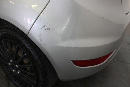 2012 Ford Fiesta - photo 9