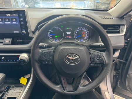 2021 Toyota RAV4 - photo 9