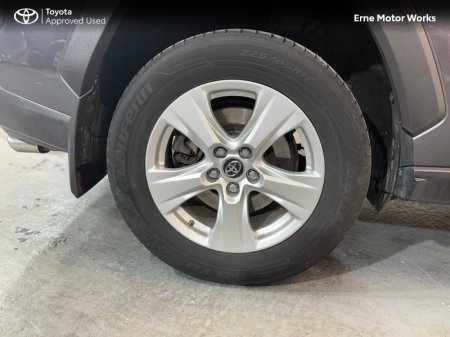 2019 Toyota RAV4 - photo 15