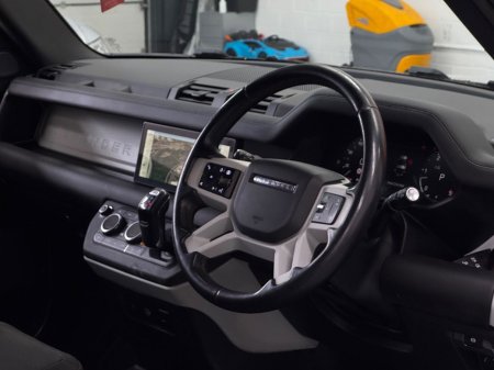 2024 Land Rover Defender - photo 10