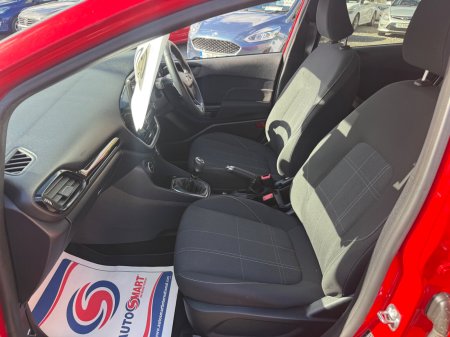 2021 Ford Fiesta - photo 17