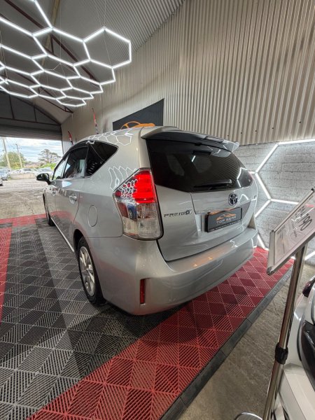 2017 Toyota Prius - photo 30