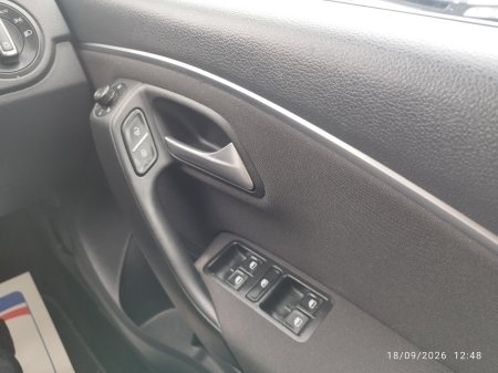2015 Volkswagen Polo - photo 15
