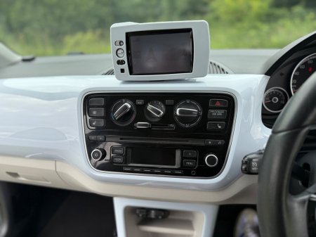 2013 Volkswagen up! - photo 26