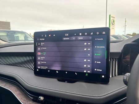 2027 Skoda Superb - photo 17