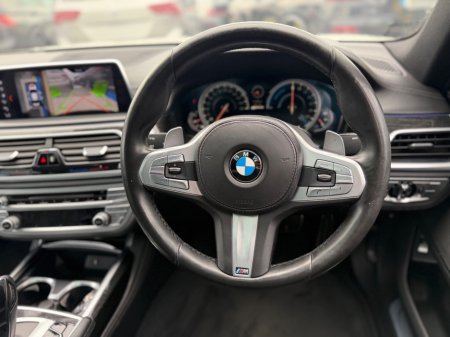 2018 BMW 7-Series - photo 23
