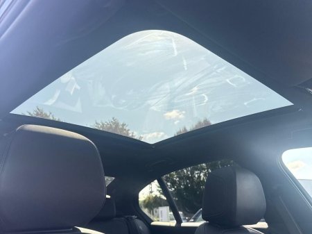 2024 BMW 5-Series - photo 25