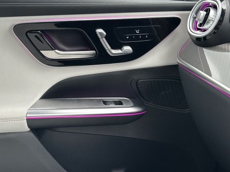 2025 Mercedes-Benz GLC - photo 23