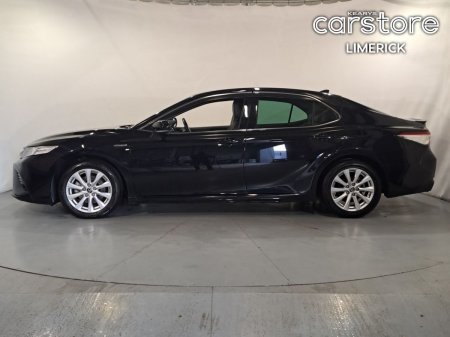 2020 Toyota Camry - photo 6