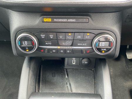 2020 Ford Focus - photo 13