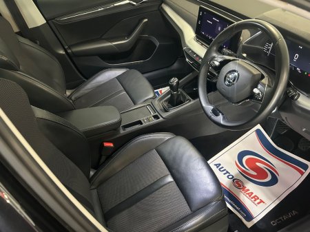 2023 Skoda Octavia - photo 19
