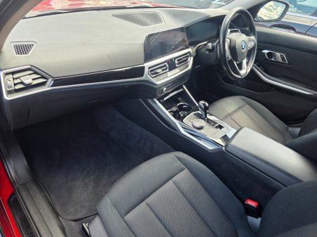 2022 BMW 3-Series - photo 14