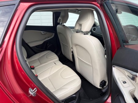 2017 Volvo V40 - photo 18