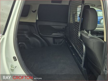 2020 Mitsubishi Outlander - photo 40