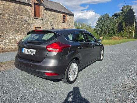 2019 Ford Focus - photo 7