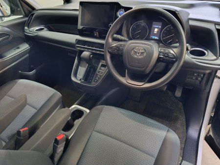 2022 Toyota Noah - photo 14