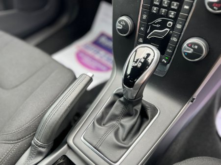 2016 Volvo V40 - photo 16
