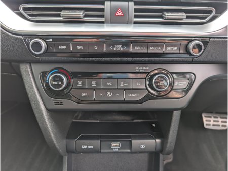 2022 Kia Niro - photo 18