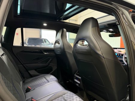 2025 Volkswagen Tiguan - photo 13