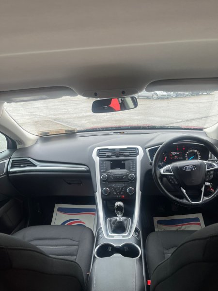 2019 Ford Mondeo - photo 11