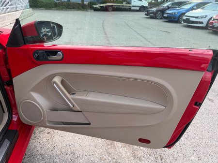 2015 Volkswagen Beetle - photo 12