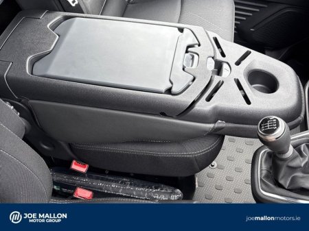 2026 Renault Trafic - photo 30