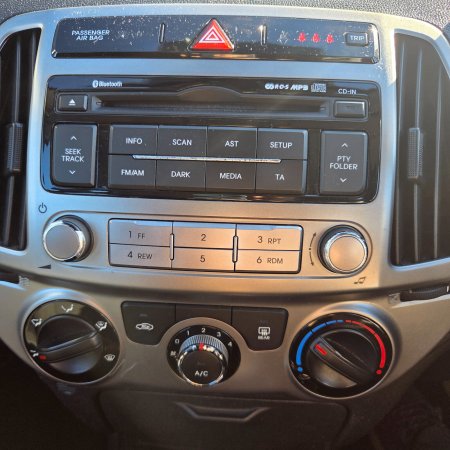 2013 Hyundai i20 - photo 9