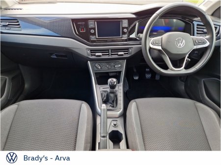 2023 Volkswagen Polo - photo 2