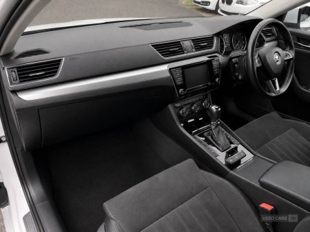 2016 Skoda Superb - photo 13