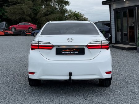 2017 Toyota Corolla - photo 8