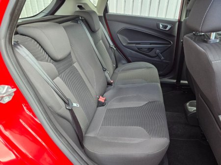 2016 Ford Fiesta - photo 22