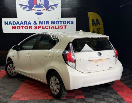2017 Toyota Aqua - photo 11