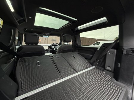 2025 Land Rover Defender - photo 27