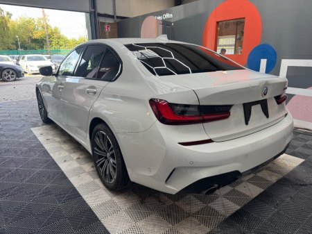 2022 BMW 3-Series - photo 5