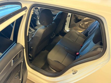 2013 Volkswagen Golf - photo 22