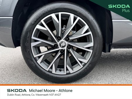 2027 Skoda Karoq - photo 8