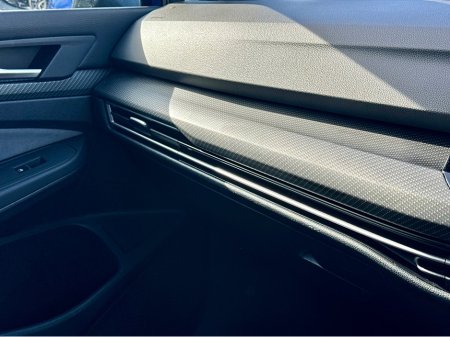 2021 Volkswagen Golf - photo 16