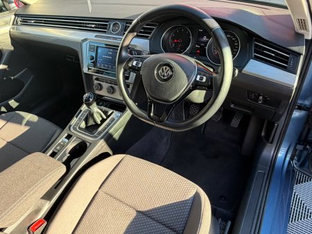2018 Volkswagen Passat - photo 7