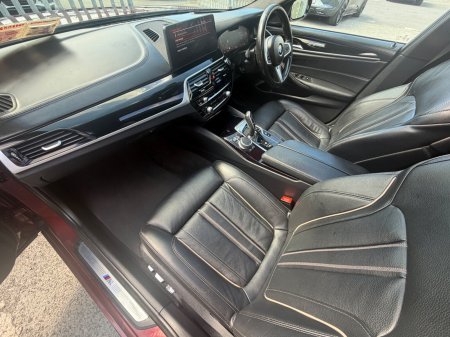 2021 BMW 5-Series - photo 16