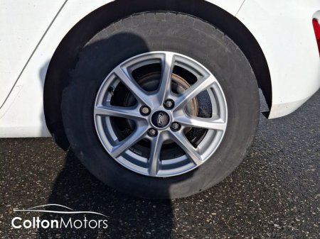 2019 Ford Fiesta - photo 14