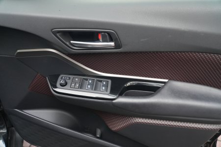 2017 Toyota C-HR - photo 10