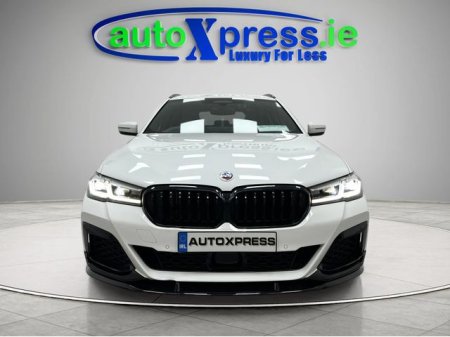 2022 BMW 5-Series - photo 3