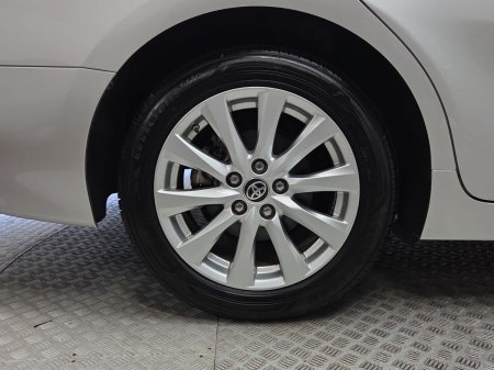 2021 Toyota Camry - photo 15